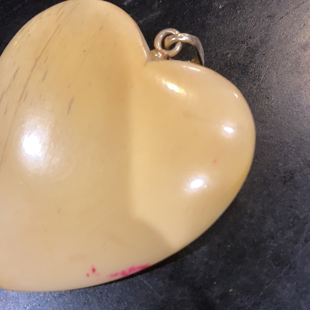 Ivory Heart w Butterfly Enamel Diamond 14k Pendant - Picture 4 of 11